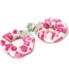 esposas-aterciopeladas-de-shane